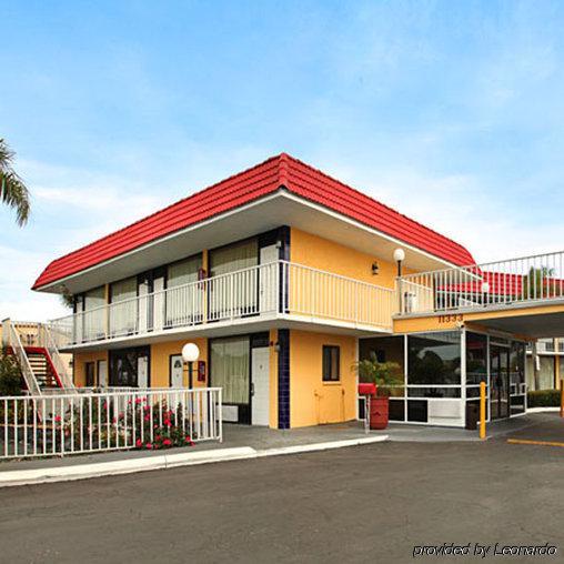 Express Inn & Suites Clearwater Pinellas Park Εξωτερικό φωτογραφία