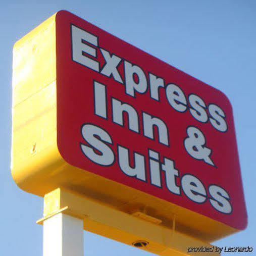 Express Inn & Suites Clearwater Pinellas Park Εξωτερικό φωτογραφία